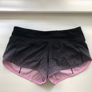 Lululemon speed up shorts 2.5” RARE PRINT!